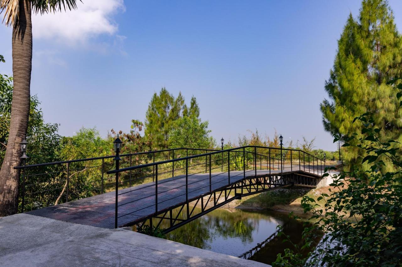 The Alampara Resort - Luxury Boutique Glamping & Water Sports Cheyur Luaran gambar